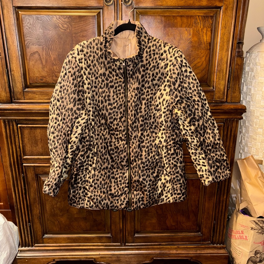 Reversible Leopard Print and Tan Women's Puffer Jacket
